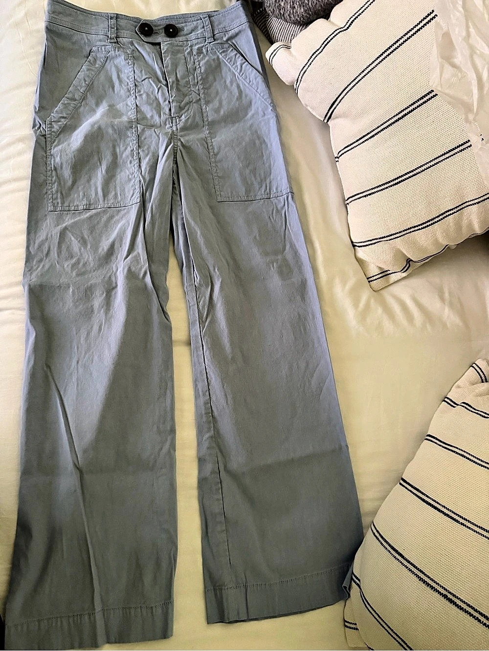 Maeve Wide-Leg Cargo Pants in Blue Size 2